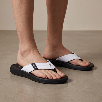 Balmain Logo Flip-Flops – White & Black Comfort 🩴