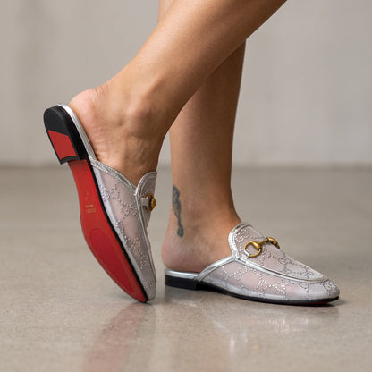 Gucci Mesh Horsebit Mule – Silver Slip-On ✨