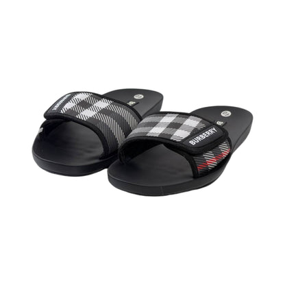 ✨ Burberry x Goodyear Check Slides – Luxury Comfort Meets Everyday Style