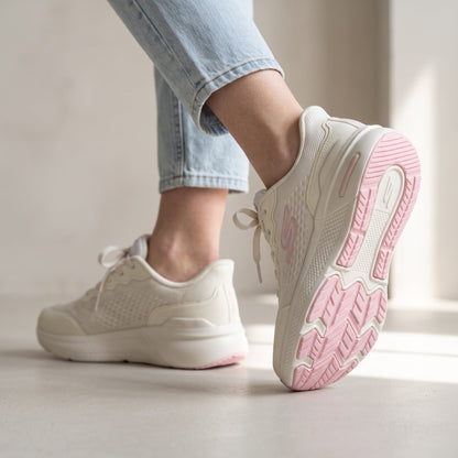 Skechers Performance Trainer – Cream Pink 👟