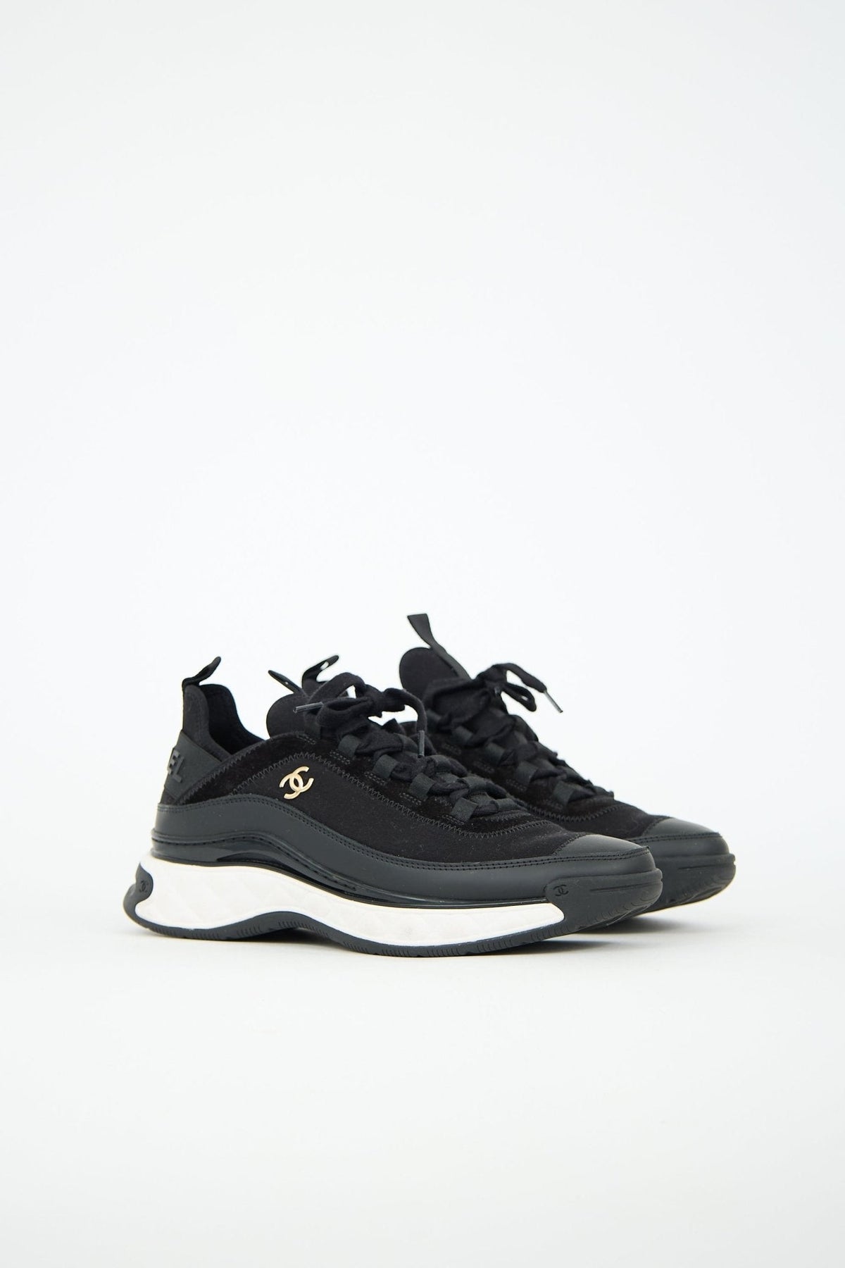 Chanel Chunky Runner Sneakers – Black Luxe Edition 🖤✨