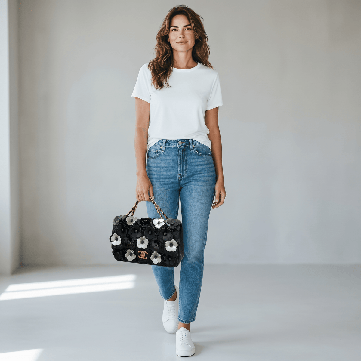 Chanel Monochrome Camellia Chain Bag 🖤🤍