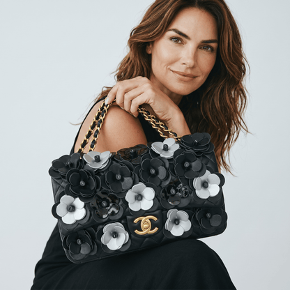 Chanel Monochrome Camellia Chain Bag 🖤🤍