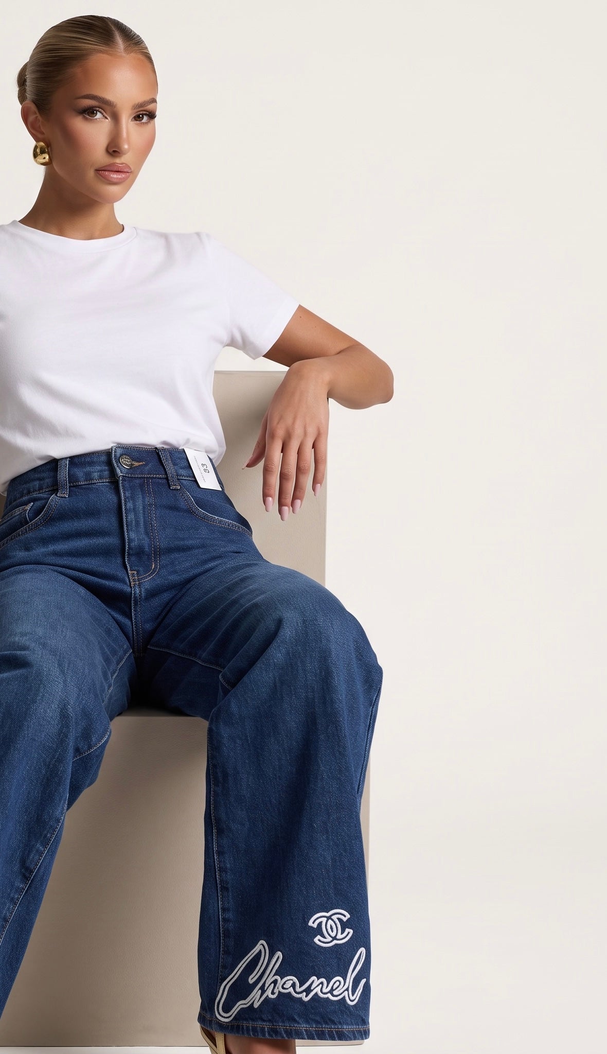 Chanel Signature Wide-Leg Denim Jeans – Blue Embroidered Logo🥥🧿