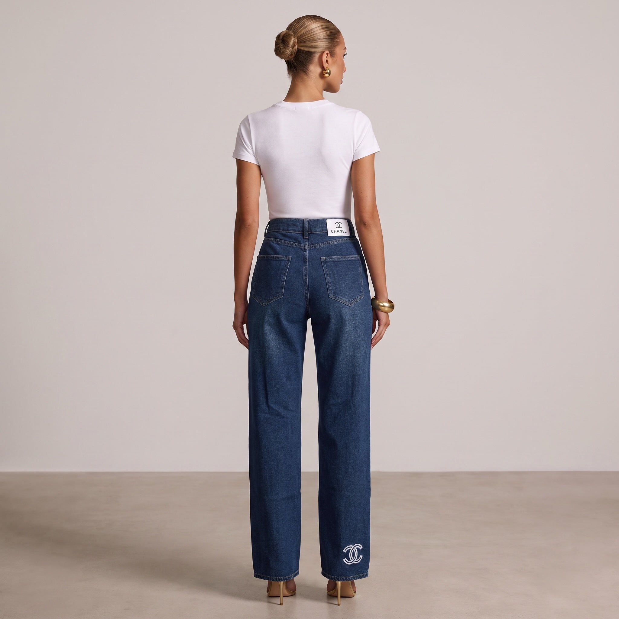 Chanel Signature Wide-Leg Denim Jeans – Blue Embroidered Logo🥥🧿