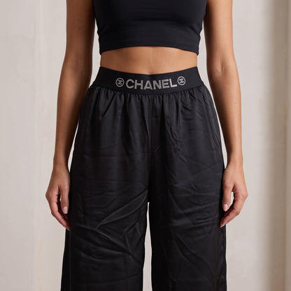 CHANEL Trousers – Black Logo Elastic Waist ✨