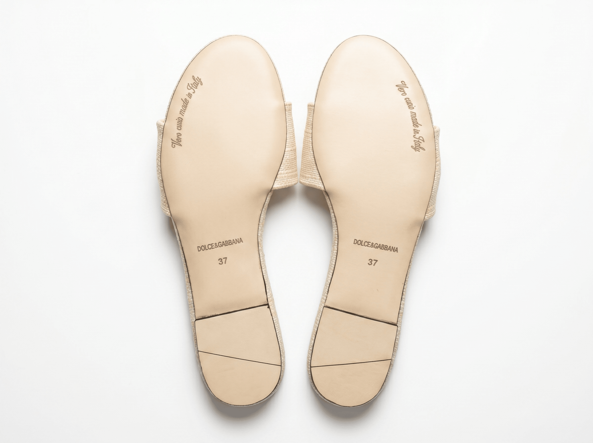 Dolce & Gabbana DG Raffia Slide Sandals – Blush Pink 🌸✨