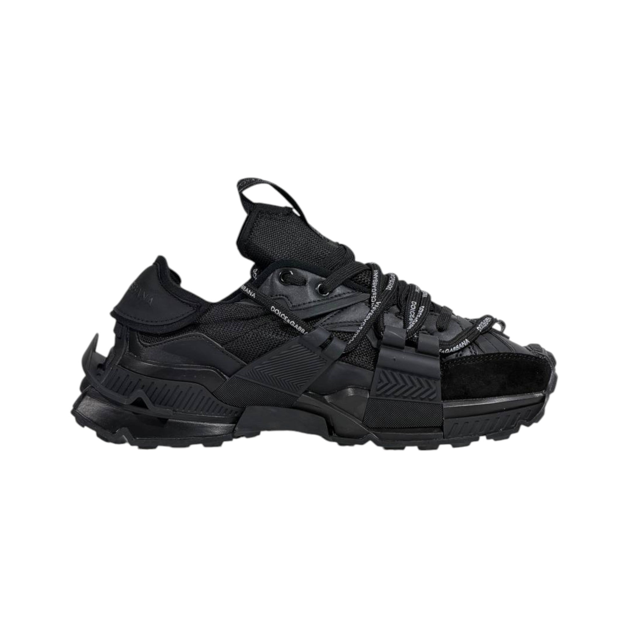 🖤🔥 Dolce & Gabbana DG-S862 Tactical Luxury Sneakers – Triple Black Edition 👟⚡