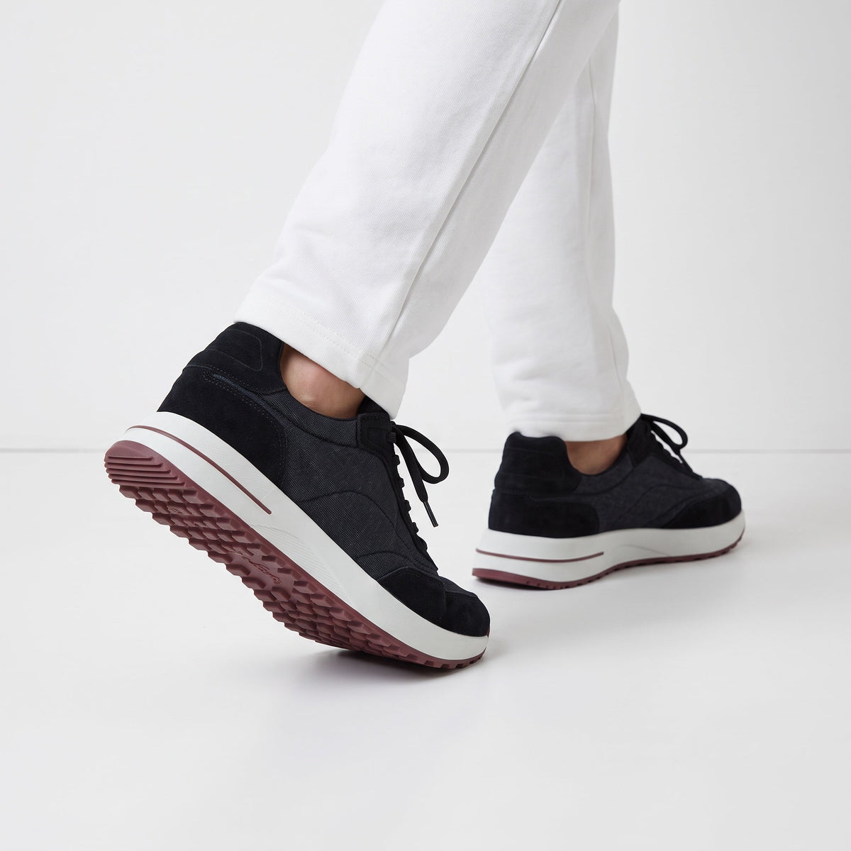 Loro Piana Low-Top Runner — Black