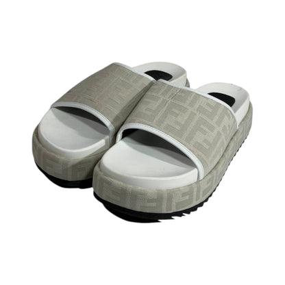 Fendi Ivory Platform Slides – Luxe Monogram Comfort Sandals 🤍✨