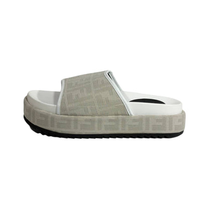 Fendi Ivory Platform Slides – Luxe Monogram Comfort Sandals 🤍✨