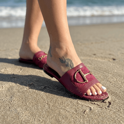 Gucci Horsebit burgundy Slides 💗✨