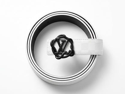 Louis Vuitton Belt – White Damier LV Buckle 🤍
