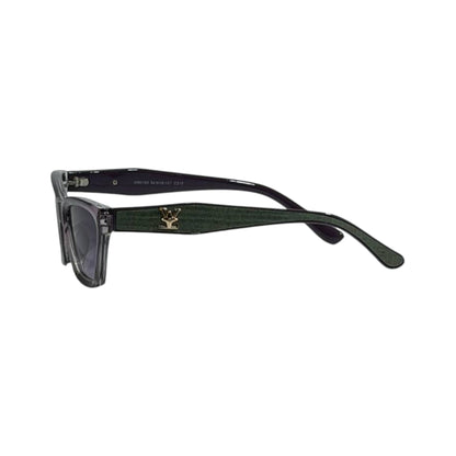 Louis Vuitton Chic Cat-Eye Sunglasses – Grey Luxe Frame 🖤✨