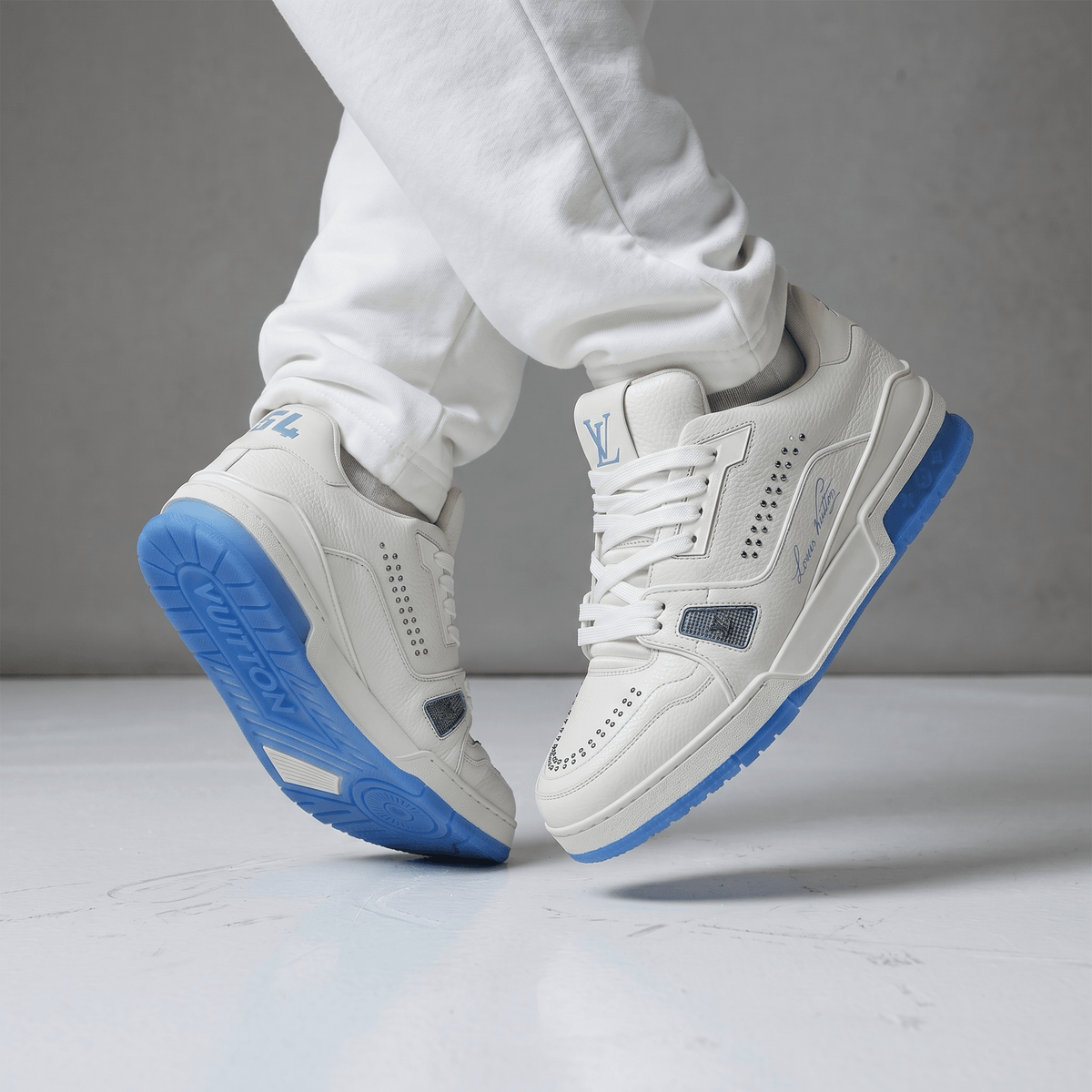 🤍💙 Louis Vuitton Signature Court Sneakers 👟✨