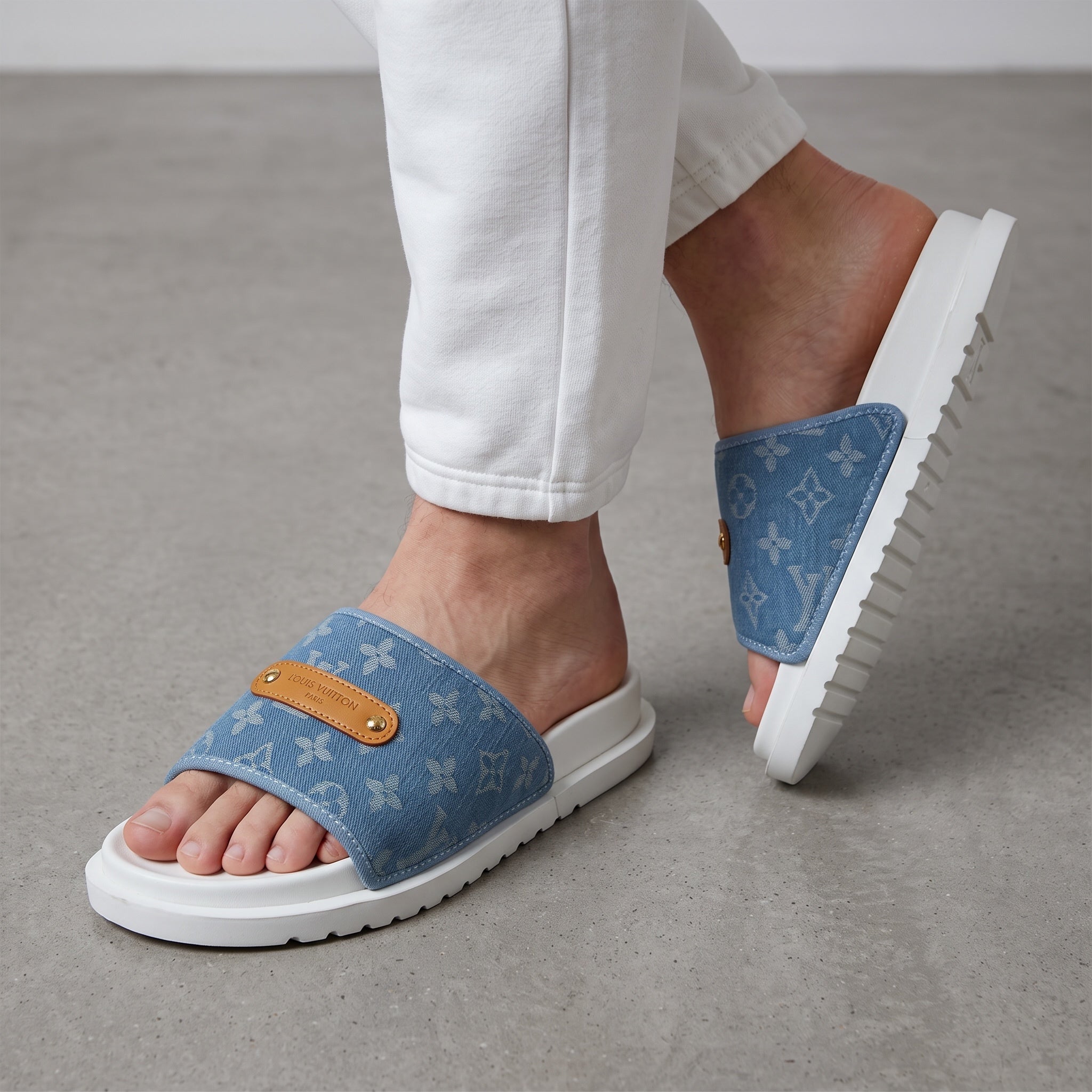 Louis Vuitton Slide – Blue Monogram Denim 🩵