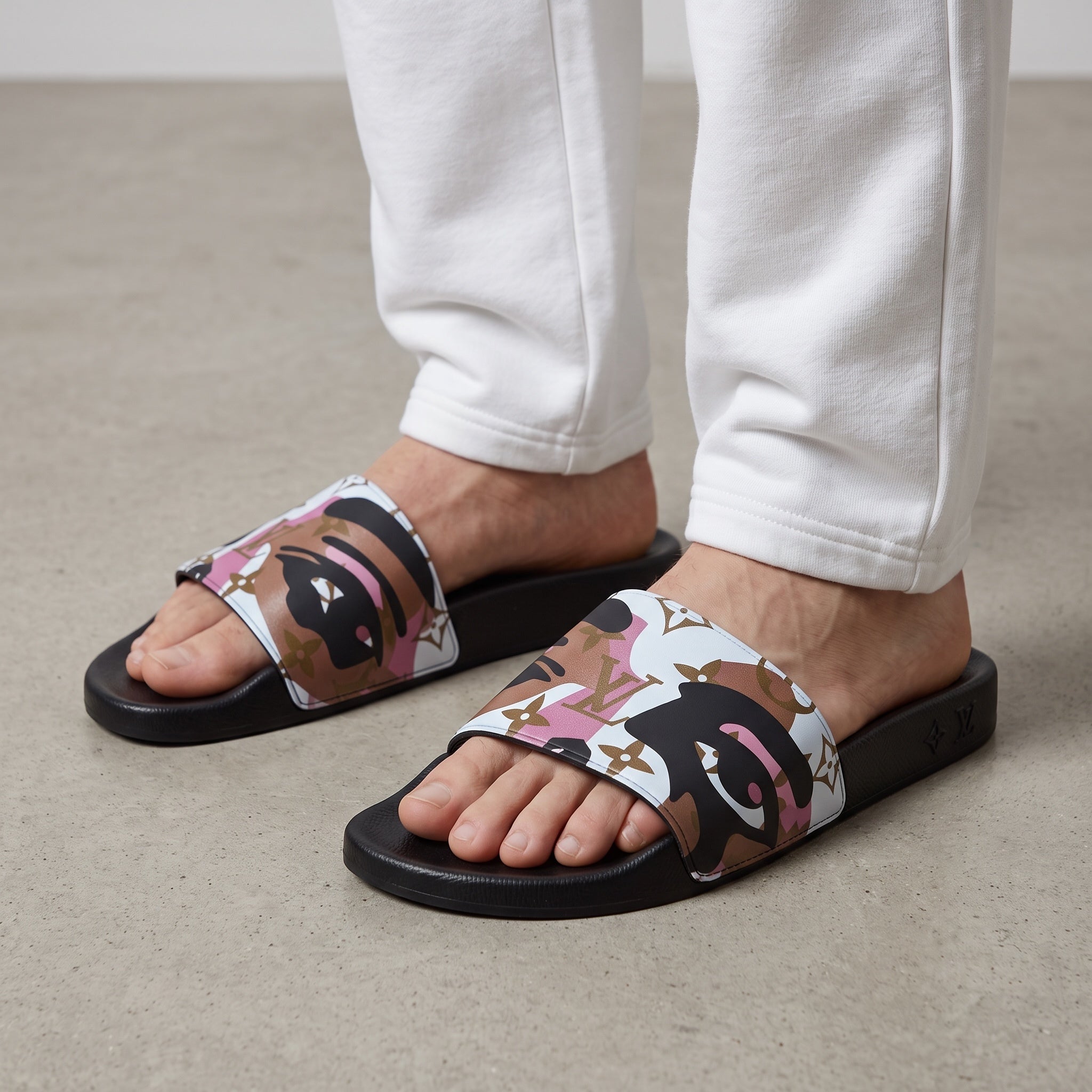 Louis Vuitton Slides – Monogram Camo Pink 🩴