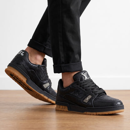 Louis Vuitton Trainer Gum — Black