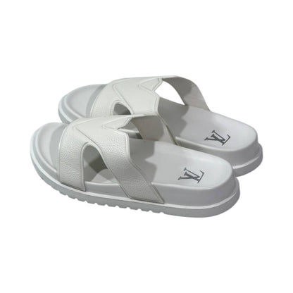 🤍 Louis Vuitton Waterfront H Slides – Pure White Luxury Edition