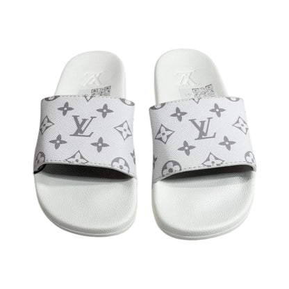 Louis Vuitton White Monogram Slides – Luxury Everyday Comfort Sandals 🤍👡