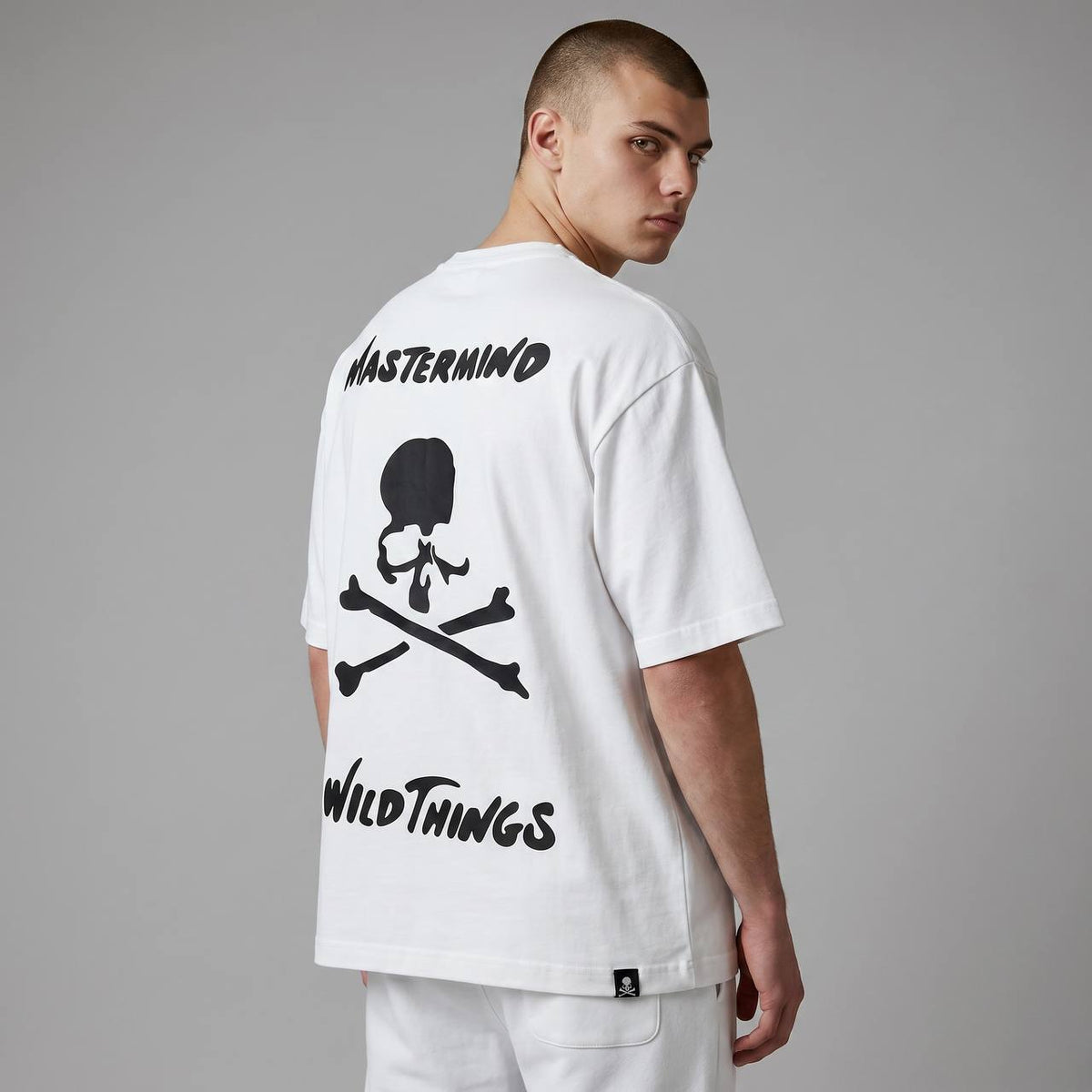 Mastermind Wild Things Oversized Tee – White Streetwear Edition 💀🔥