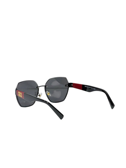 🕶️ Miu Miu Geometric Rimless Sunglasses – Bold Luxury & Contemporary Style ✨🖤