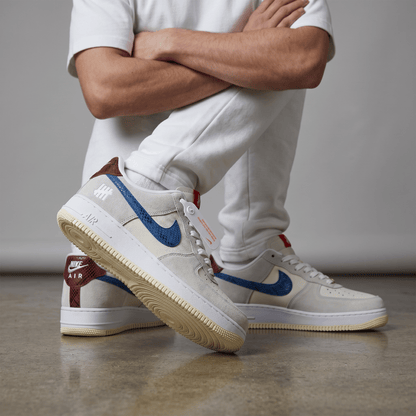 Nike Air Force 1 Undefeated Blue Swoosh 💙🤍👟