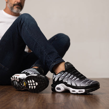 Nike Air Max Plus Tuned – Black Gradient ⚫️👟