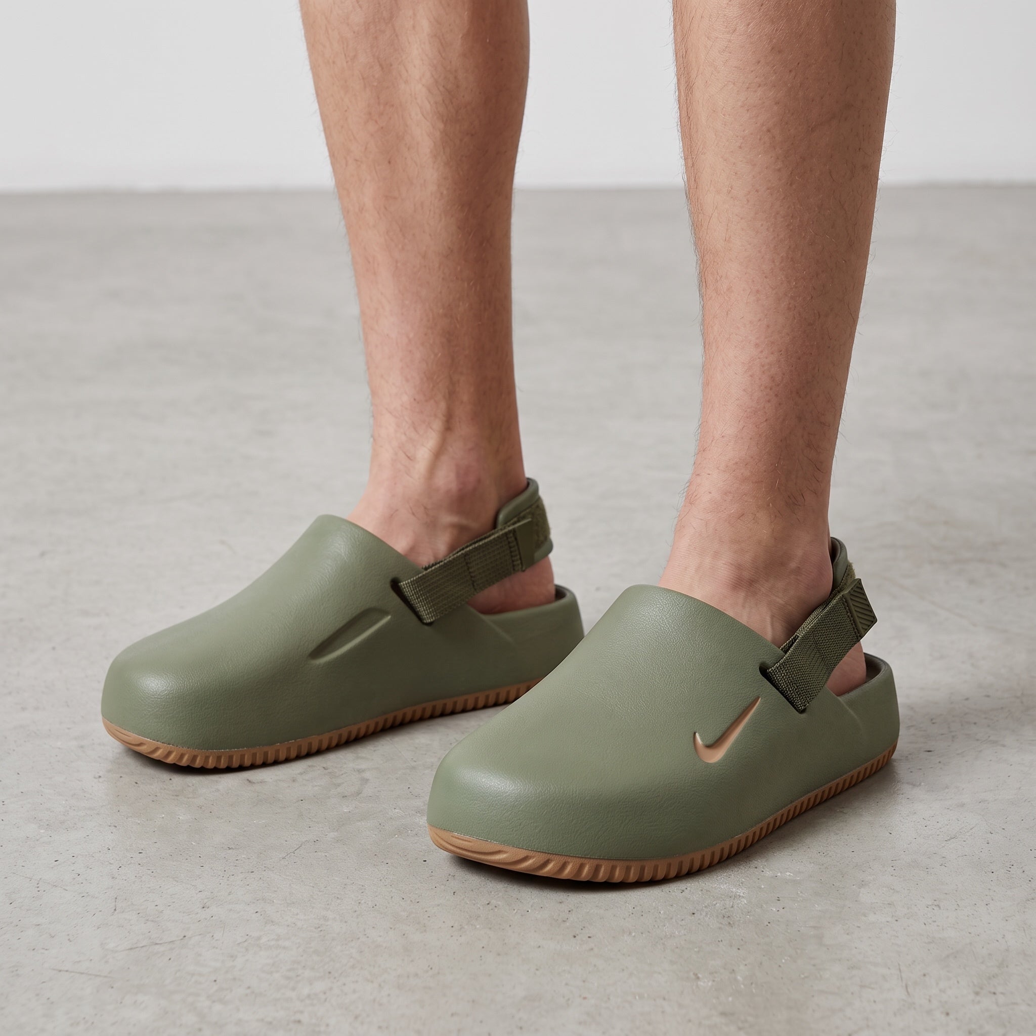 Nike Clog – Olive Green Casual Clogs 🟢👟