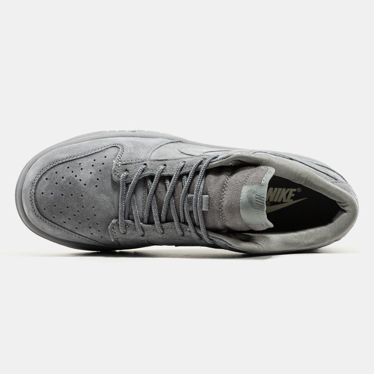 Nike Dunk Low Suede Supreme — Grey