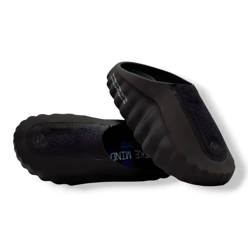 Nike Mind Clog — Black & Blue