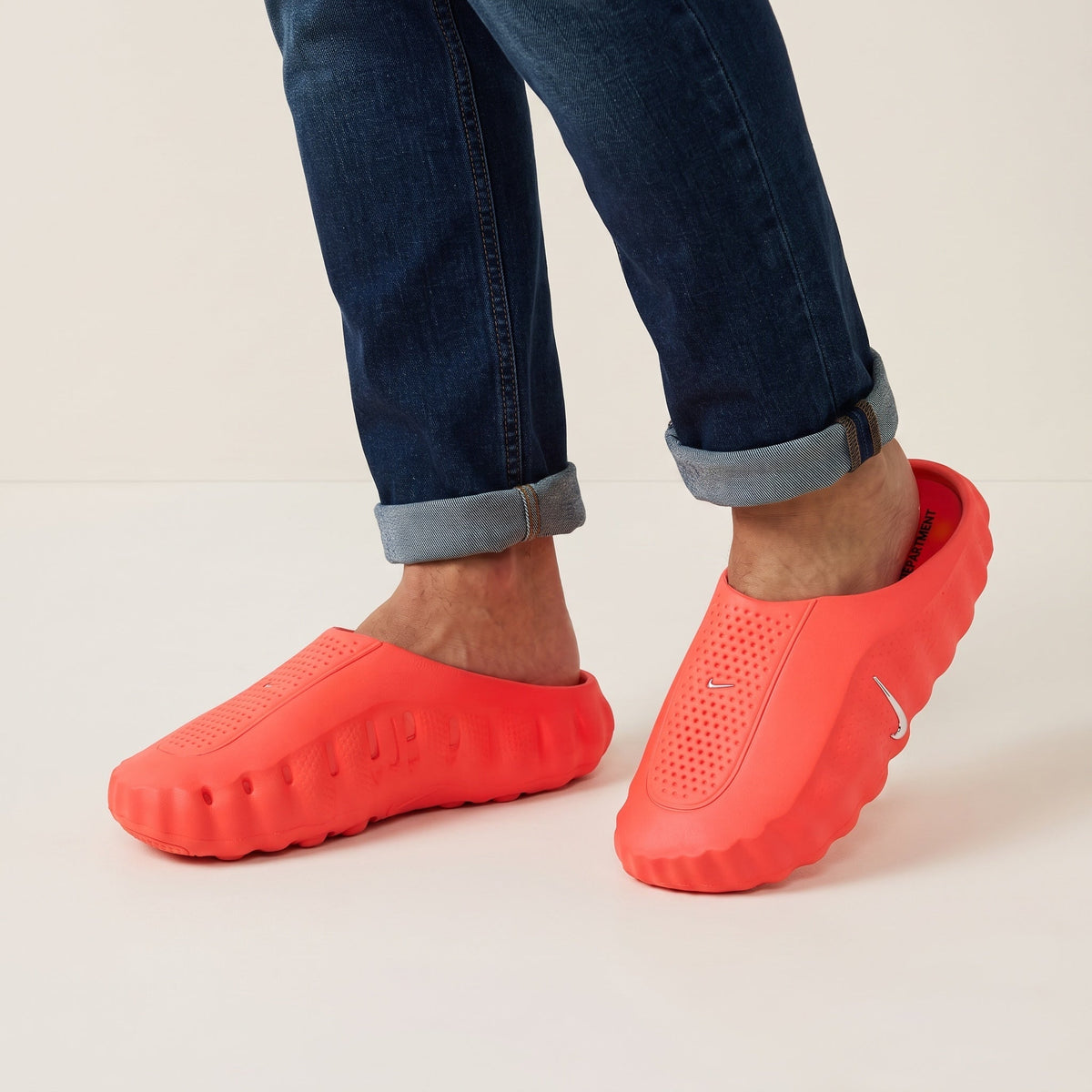 Nike Mind Foam Rubber Clog — Coral Red