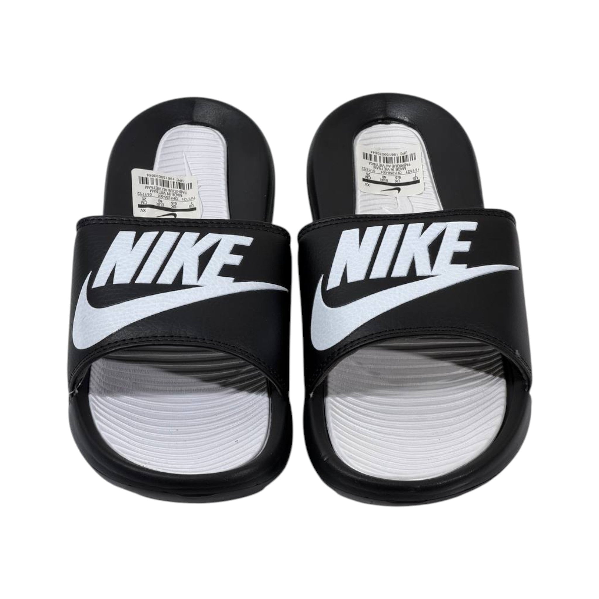 Nike Tech Essential Slides – Black & White Edition ⚫⚪🔥