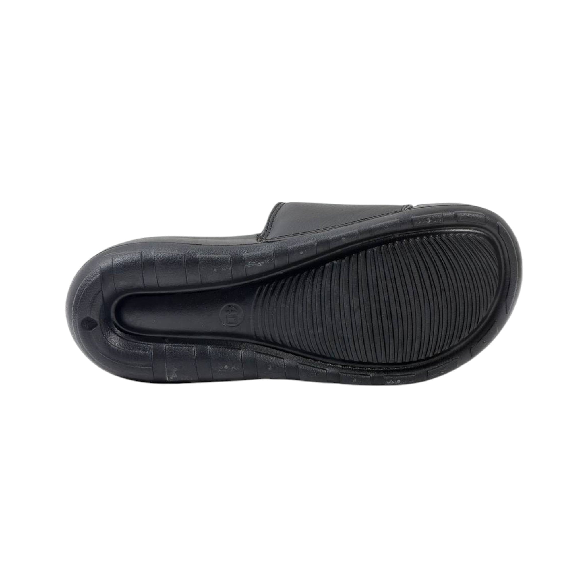 Nike Tech Essential Slides – Black & White Edition ⚫⚪🔥