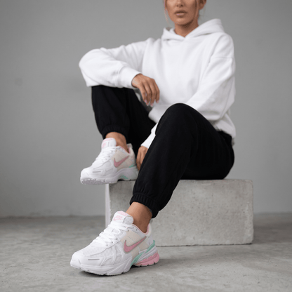 Nike V5 RNR White Pink Mint 🌸🤍🍃