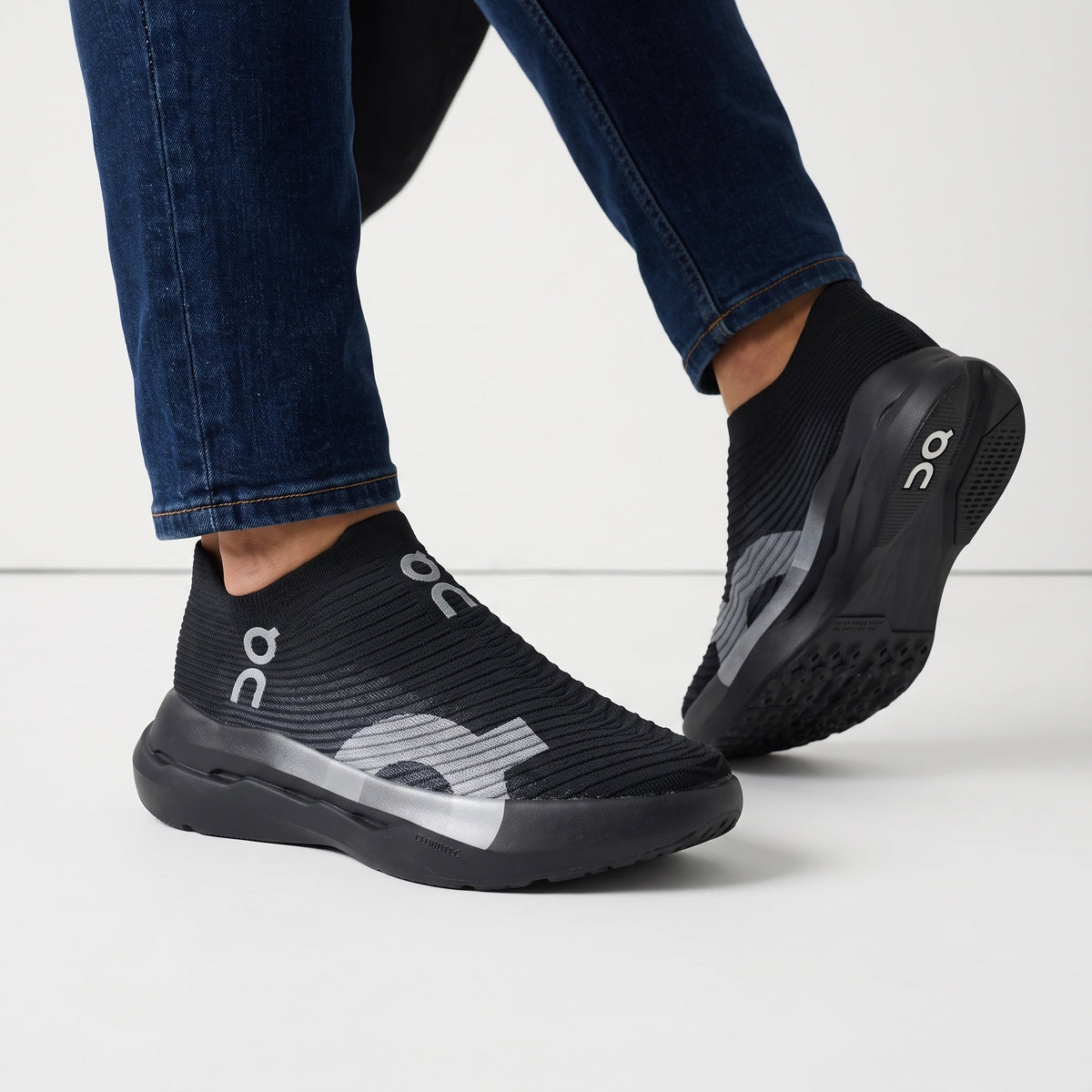 On Running Sock Knit Runner — Black
