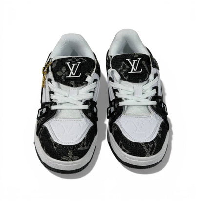 Louis Vuitton Black & White Low-Top Sneakers – Luxury Street Style Design 👟✨