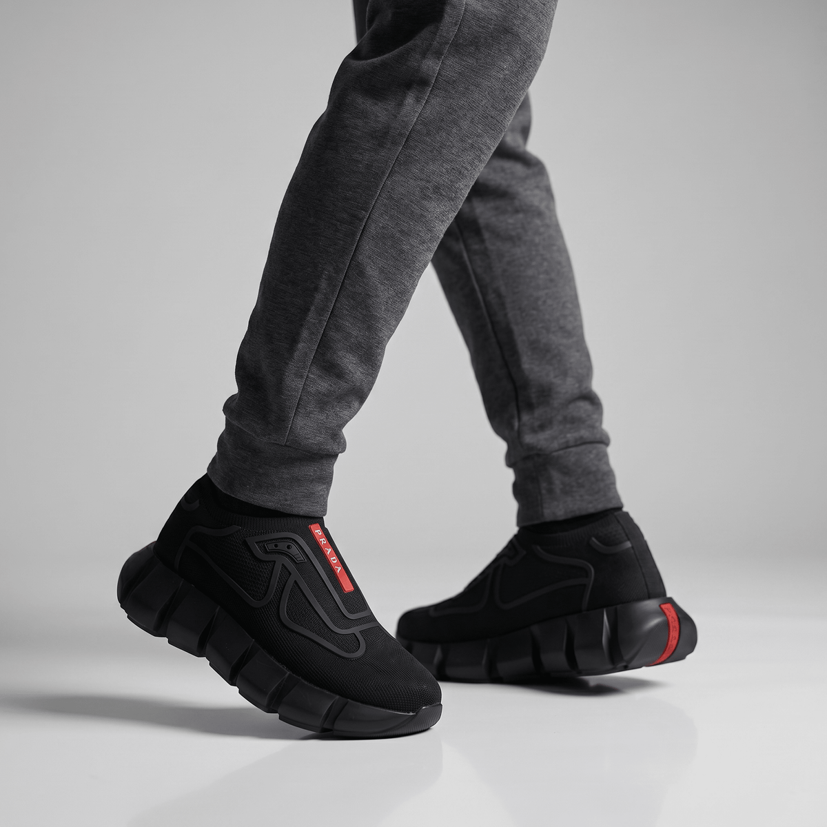 🖤❤️ Prada Cloudbust Thunder Black Sneakers 👟⚡