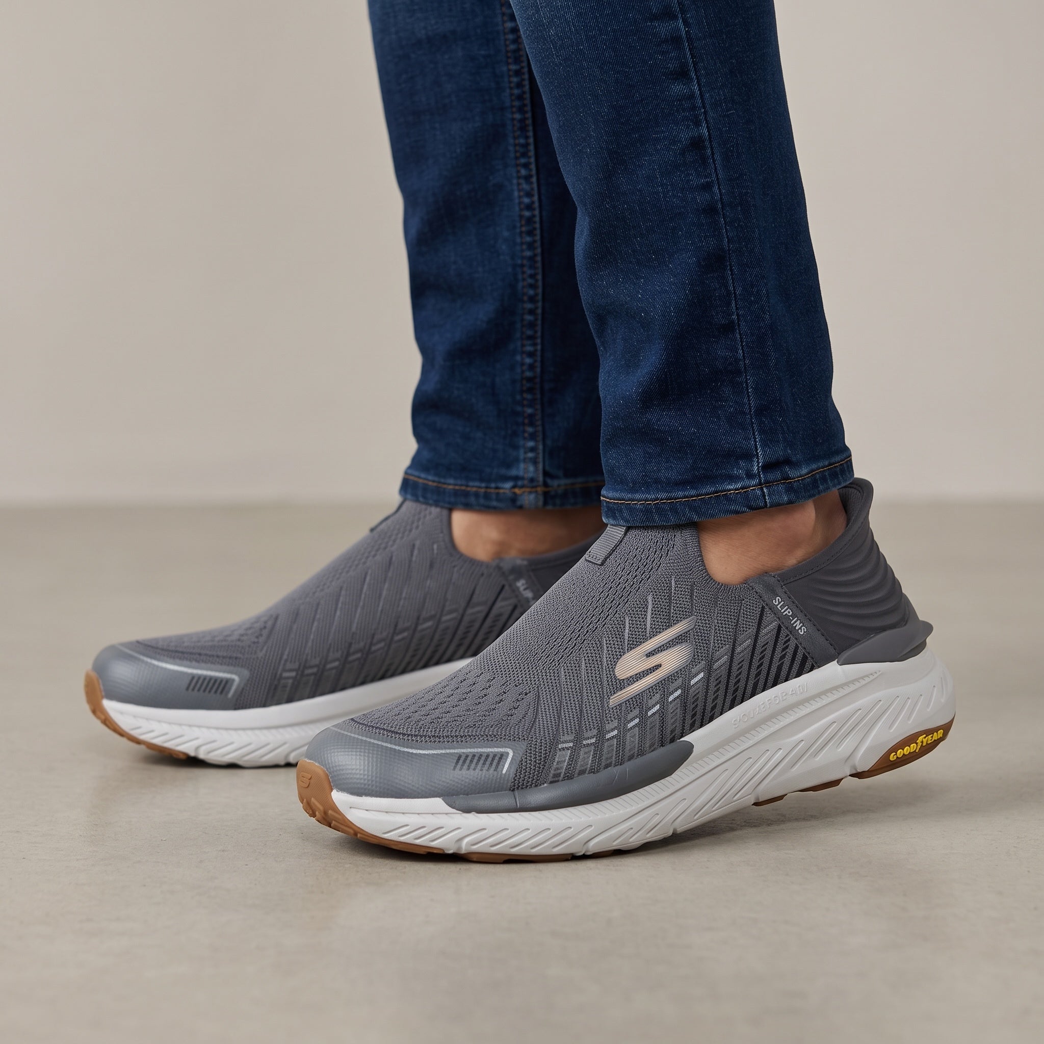 Skechers Slip-In Trainer – Grey Goodyear 👟