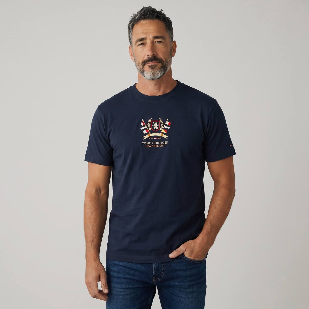 Tommy Hilfiger Heritage Crest T-Shirt – Navy Blue Edition 🇺🇸✨