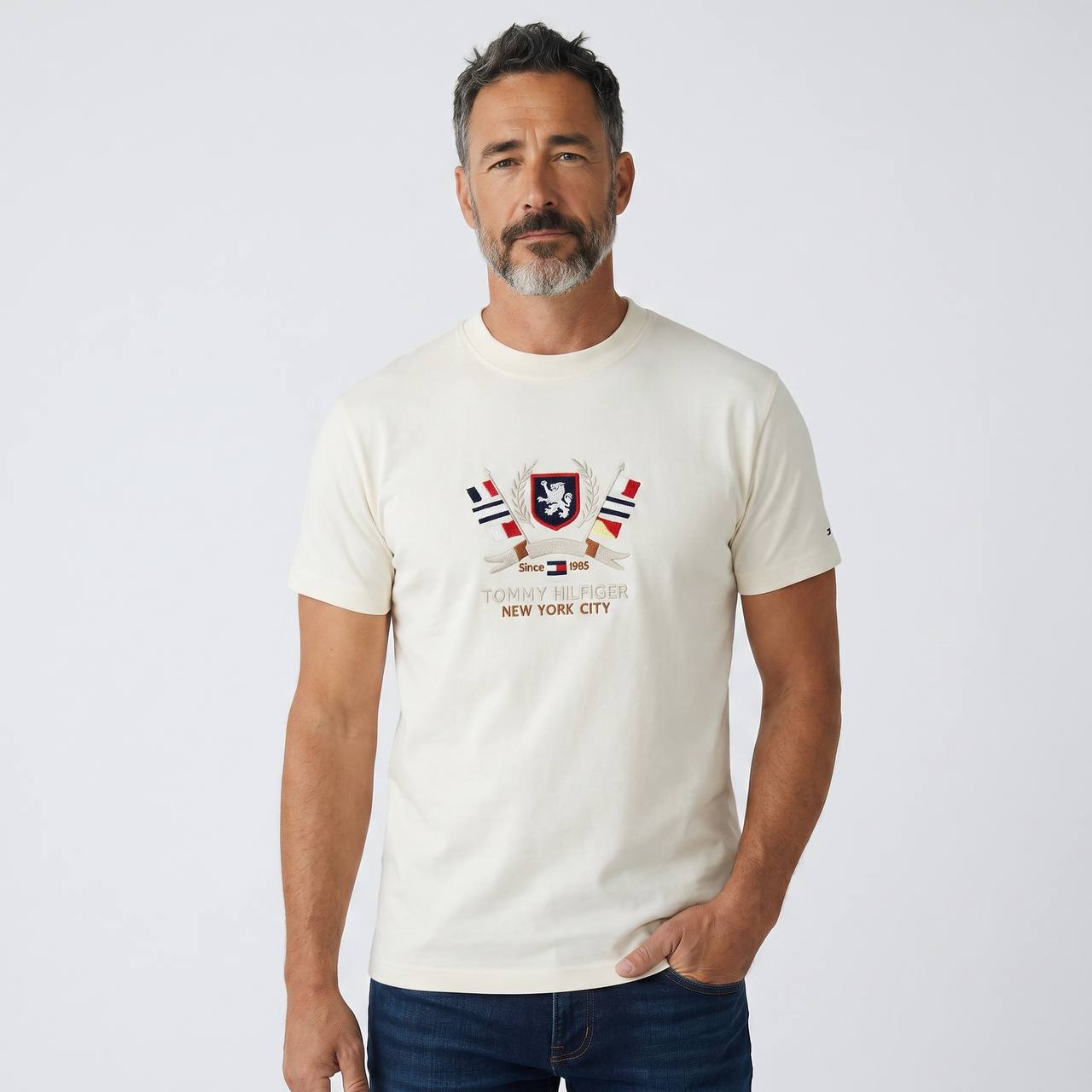 Tommy Hilfiger Heritage Crest T-Shirt – Off White Edition 🤍🇺🇸