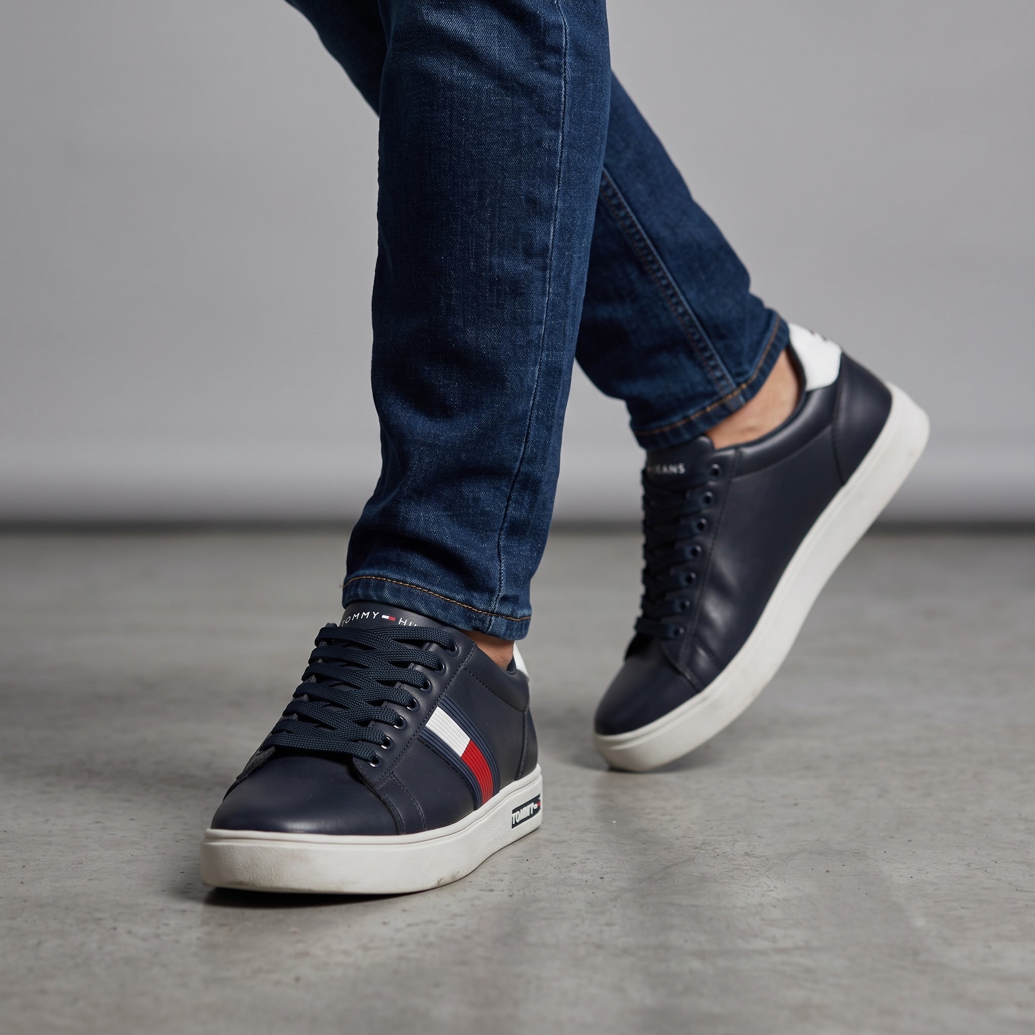 Tommy Hilfiger Sneaker – Navy Logo Casual 👟🇺🇸