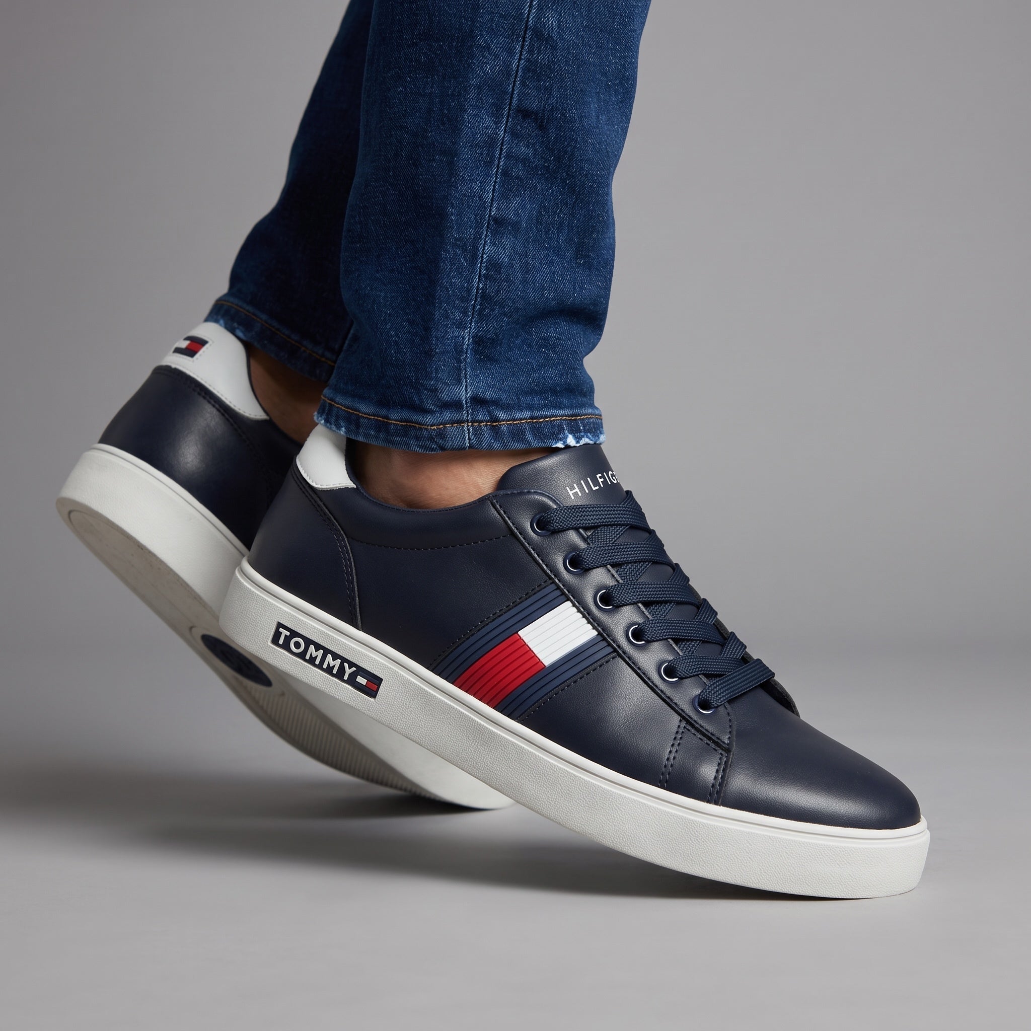 Tommy Hilfiger Sneaker – Navy Logo Casual 👟🇺🇸