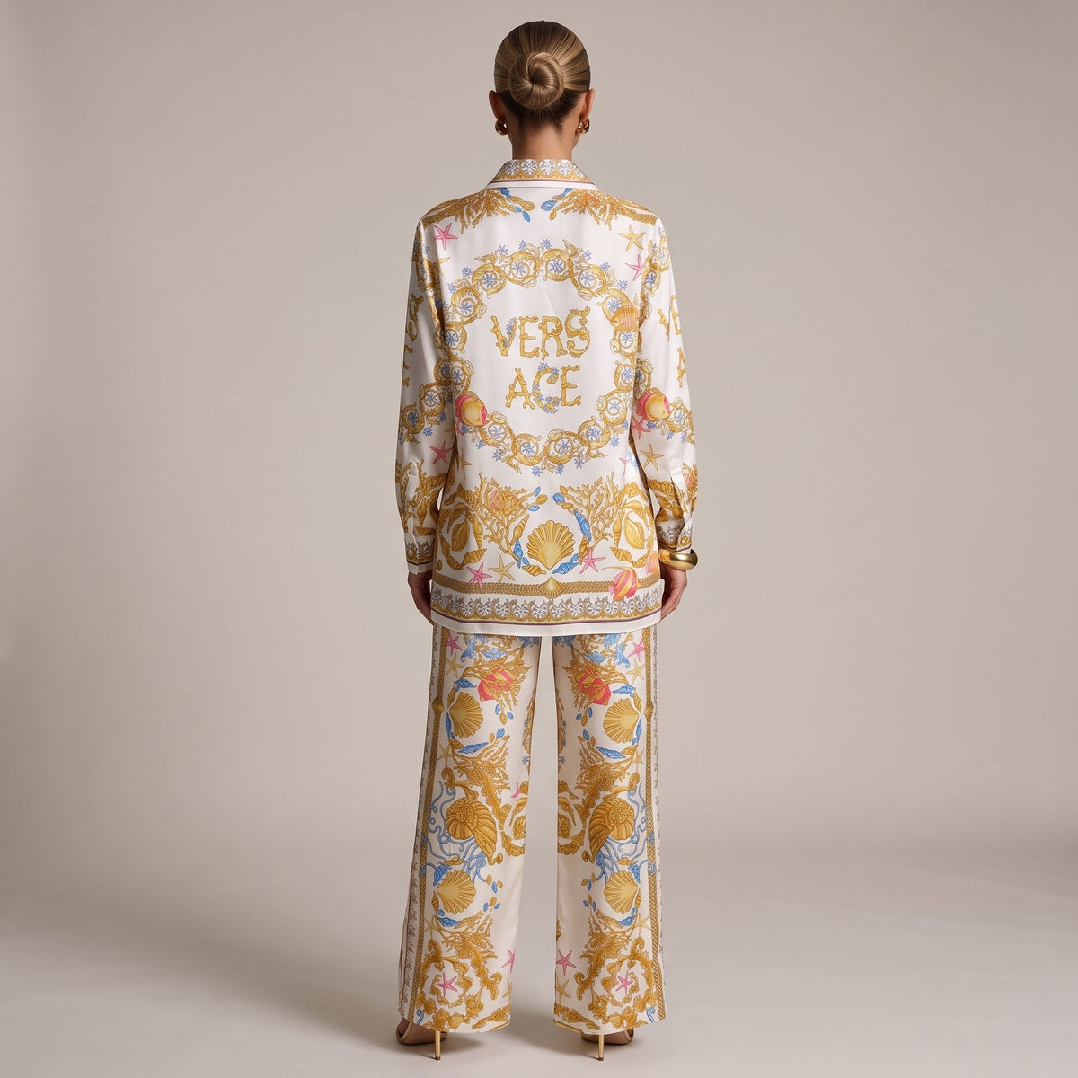 Versace Printed Set – Cream Seashell ✨🌊 one size